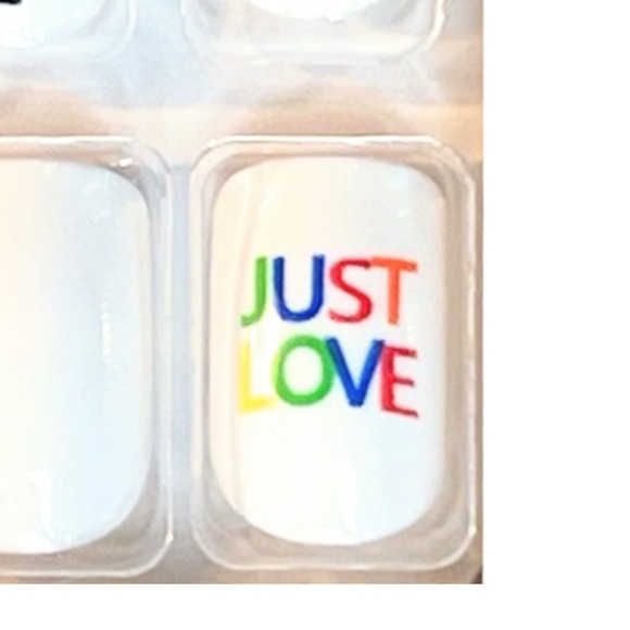 NIB KISS Special Design Fake Nails, Short SD13X - Just Love 28 Ct Rainbow Pride - Picture 5 of 13